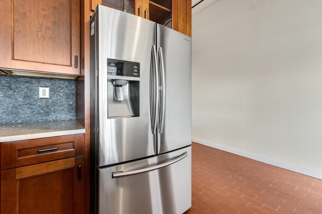 A7P Lofts - Residential Lease