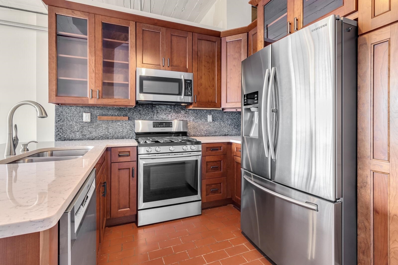 A7P Lofts - Residential Lease