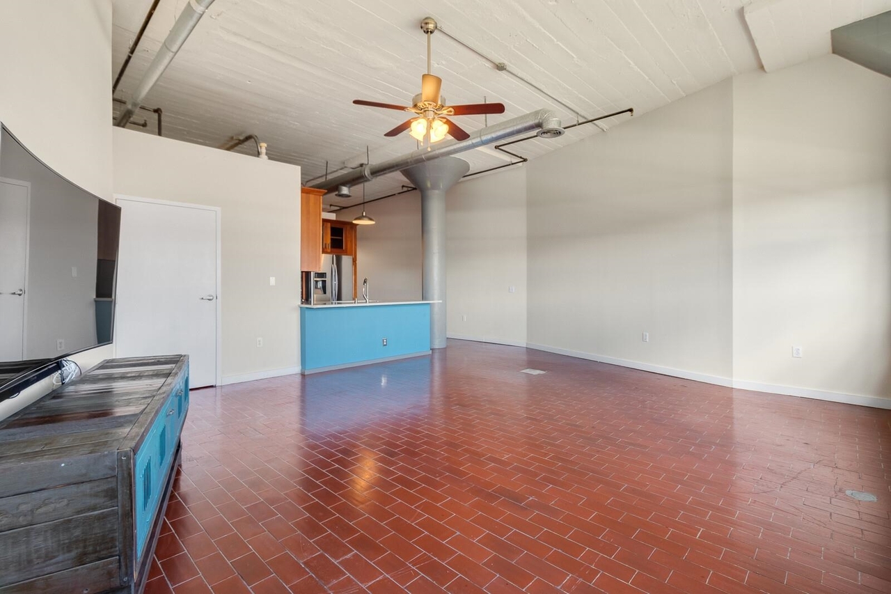A7P Lofts - Residential Lease
