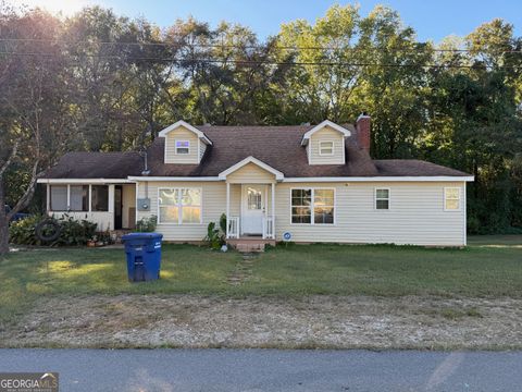 116 Young ST Buchanan GA 30113