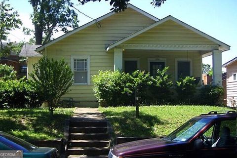 Photo of 308 Home Park Avenue NW, Atlanta, GA 30318 (MLS # 10657389)