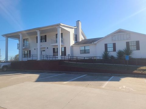 677 Jonesboro RD McDonough GA 30253