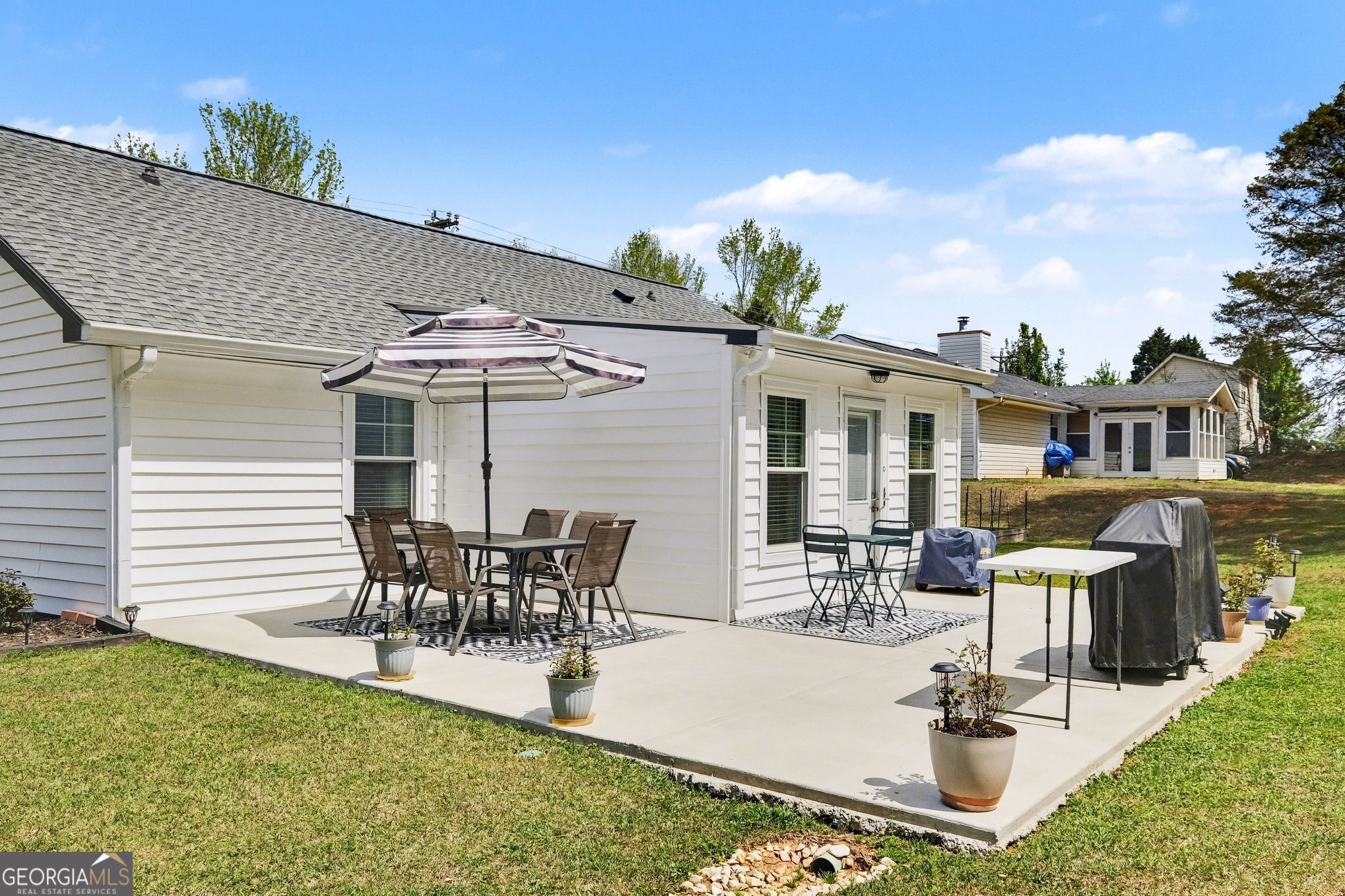 3056 Barrett RD