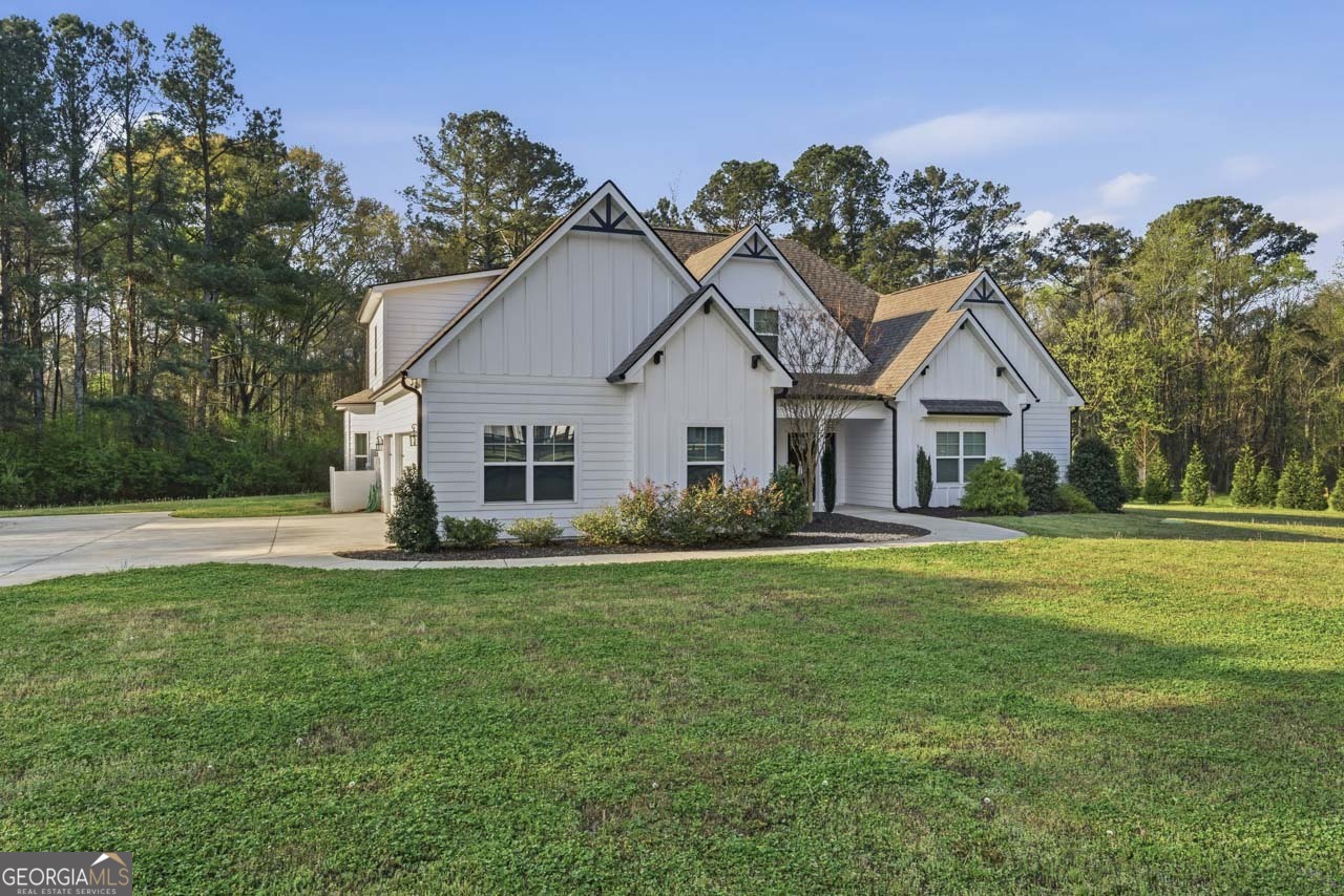 1058 Lawshe RD