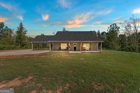 A home in Whitesburg