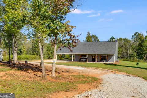 A home in Whitesburg