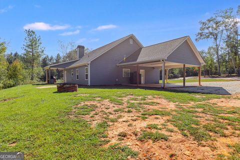 A home in Whitesburg