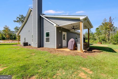 A home in Whitesburg