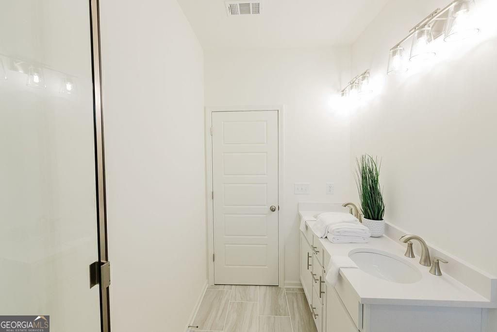 Dawsonville, Georgia 30534, United States, 3 Bedrooms Bedrooms, ,3 BathroomsBathrooms,Residential,Active,237332