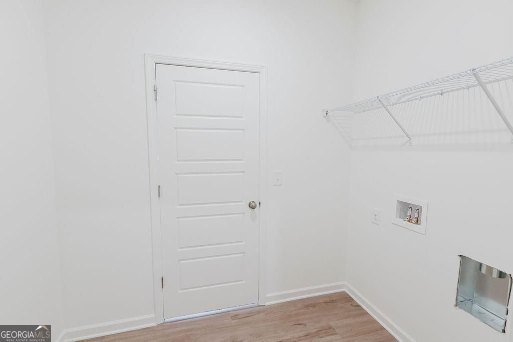 Dawsonville, Georgia 30534, United States, 3 Bedrooms Bedrooms, ,3 BathroomsBathrooms,Residential,Active,237332