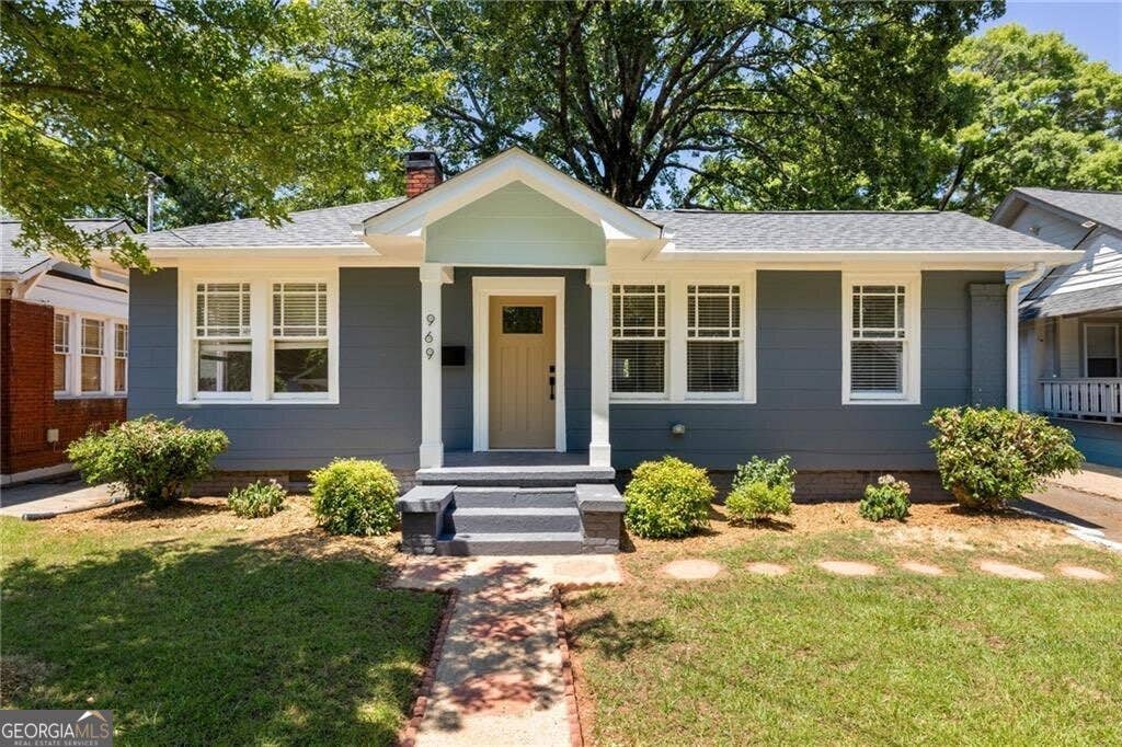 Photo of 969 Katherwood Drive SW, Atlanta, GA 30310 (MLS # 10784009)