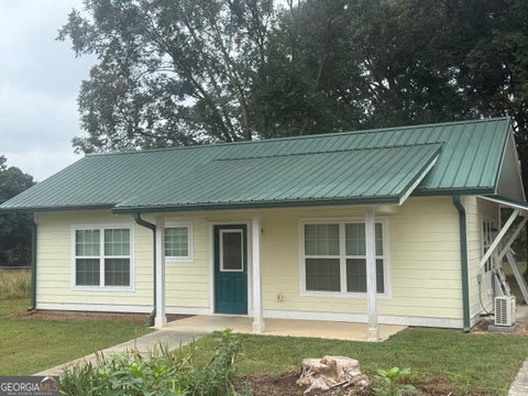 Photo for 830 Eagle Grove School RD