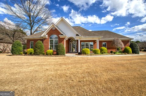 Photo of 120 Vinings Way SE, Calhoun, GA 30701 (MLS # 10710681)