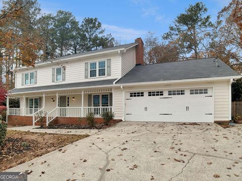 Photo of 2331 Laura Court, Snellville, GA 30039 (MLS # 10649914)