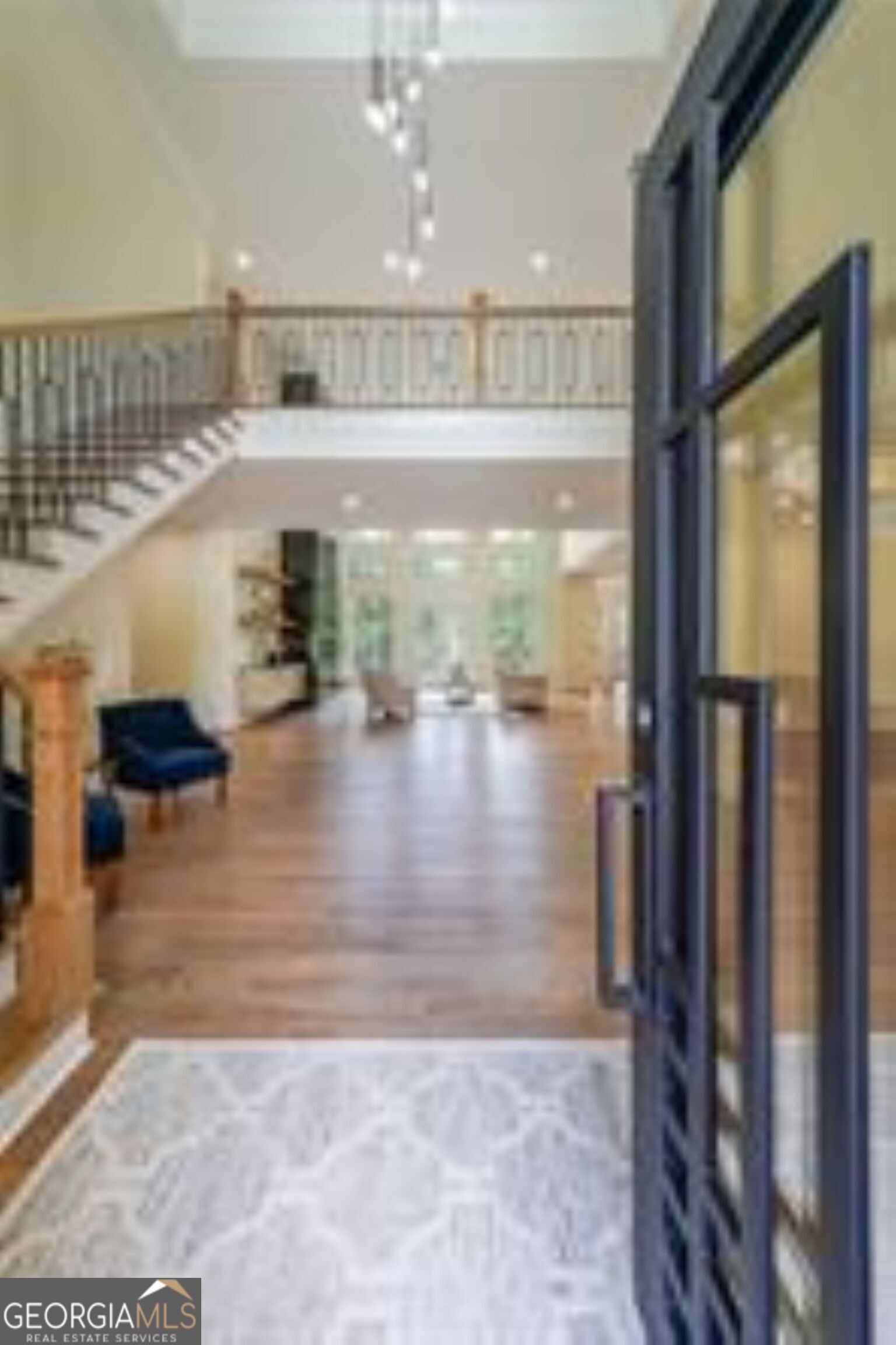 2843 N Bogan RD