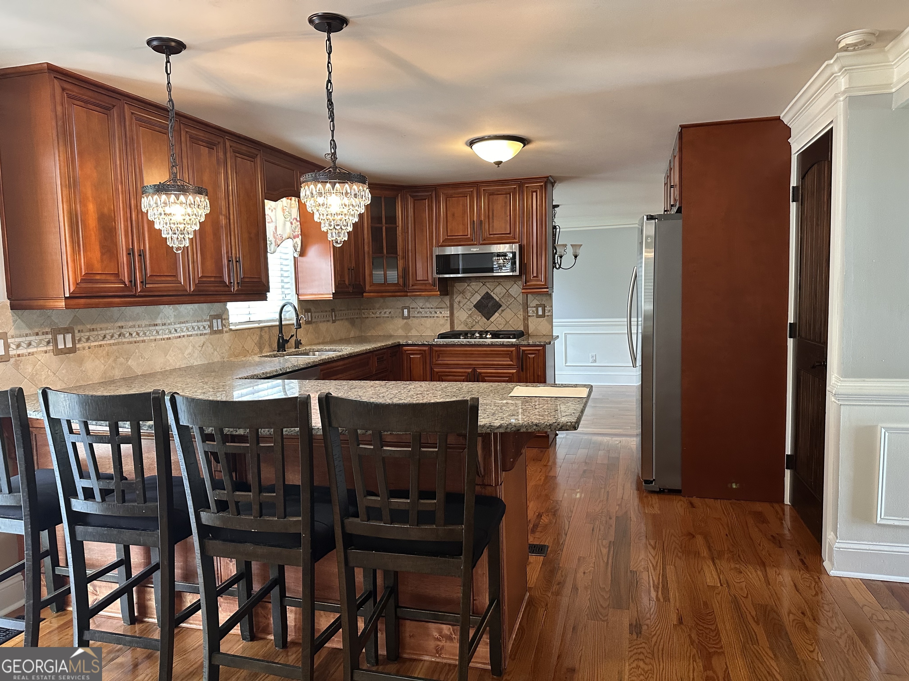 1055 Worthington Hills DR