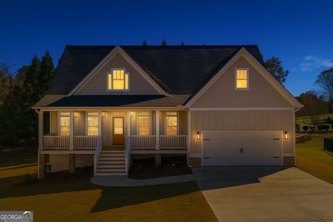 Photo of 105 Bob White Drive, Calhoun, GA 30701 (MLS # 10461706)