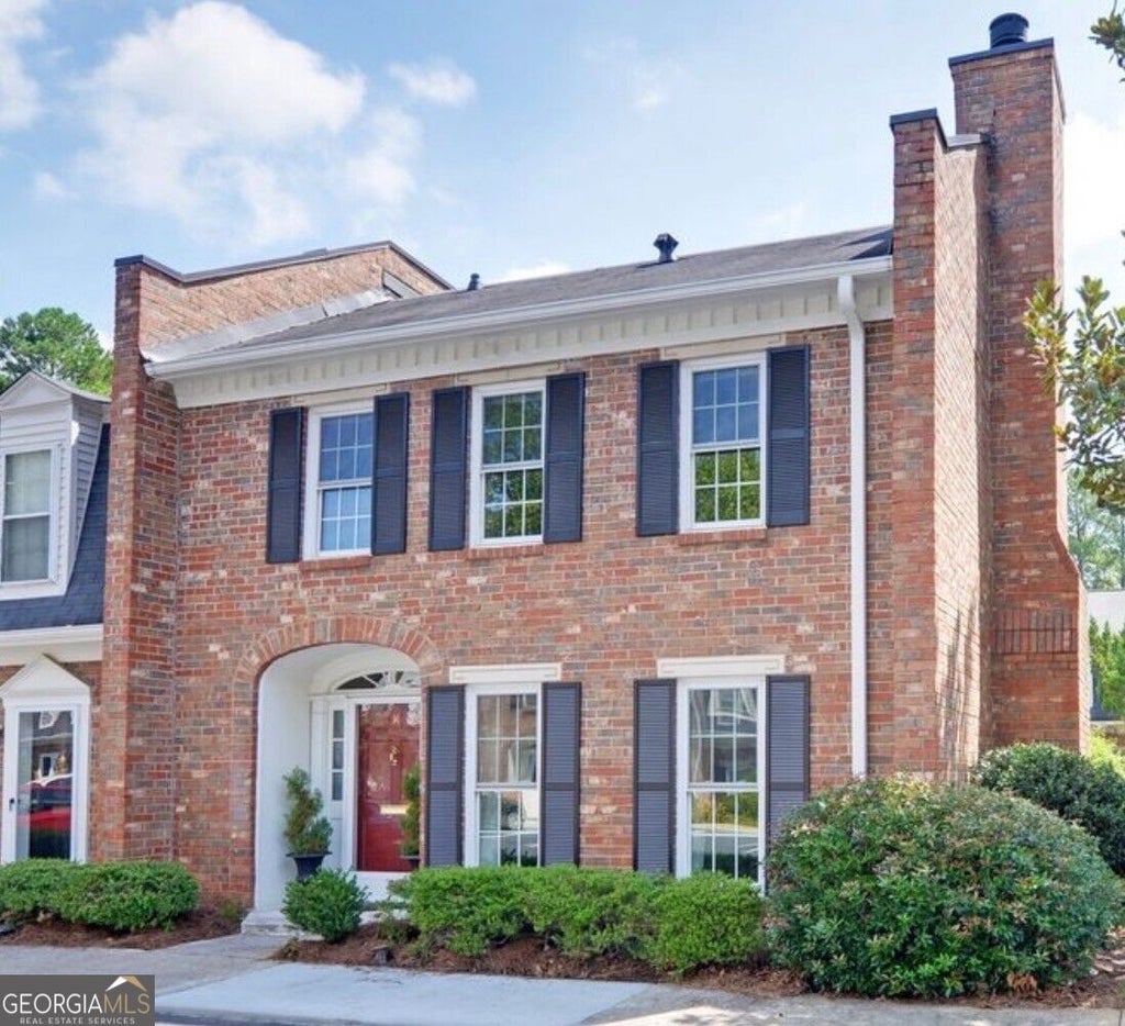 Photo of 16 Palace Green Place NW, Atlanta, GA 30318 (MLS # 10871846)