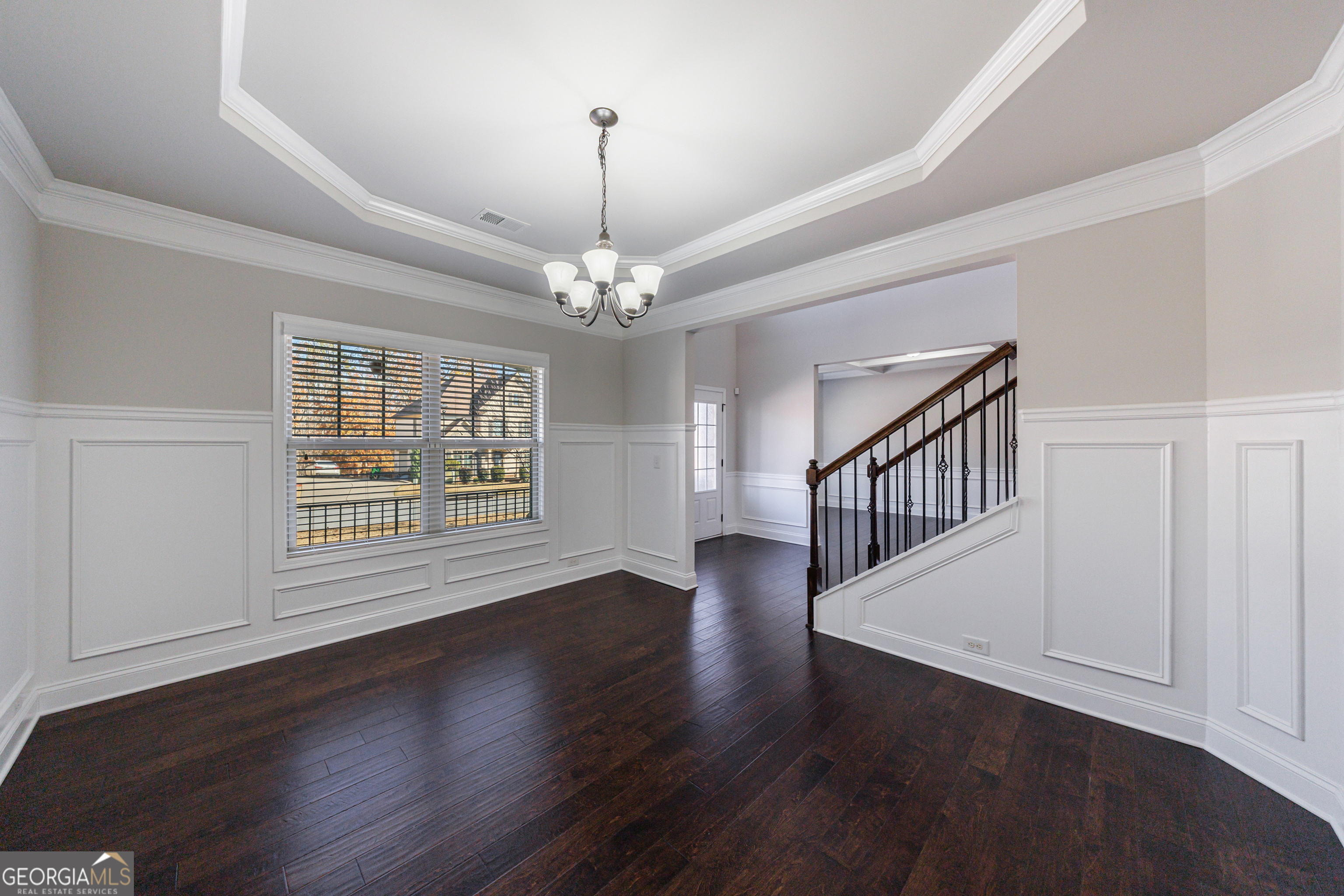 11 Autumn Wood DR SE