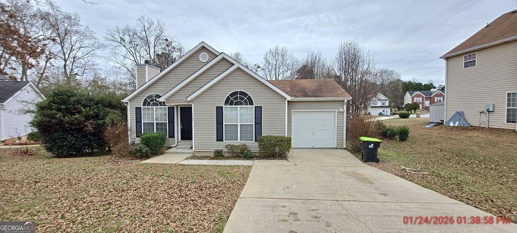 Photo of 2669 Deann Drive, Ellenwood, GA 30294 (MLS # 10678915)