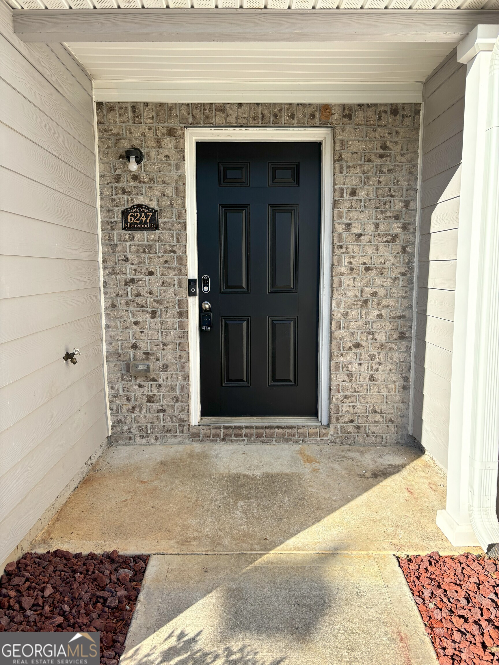 6247 Ellenwood DR