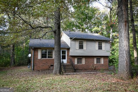 A home in Ellenwood