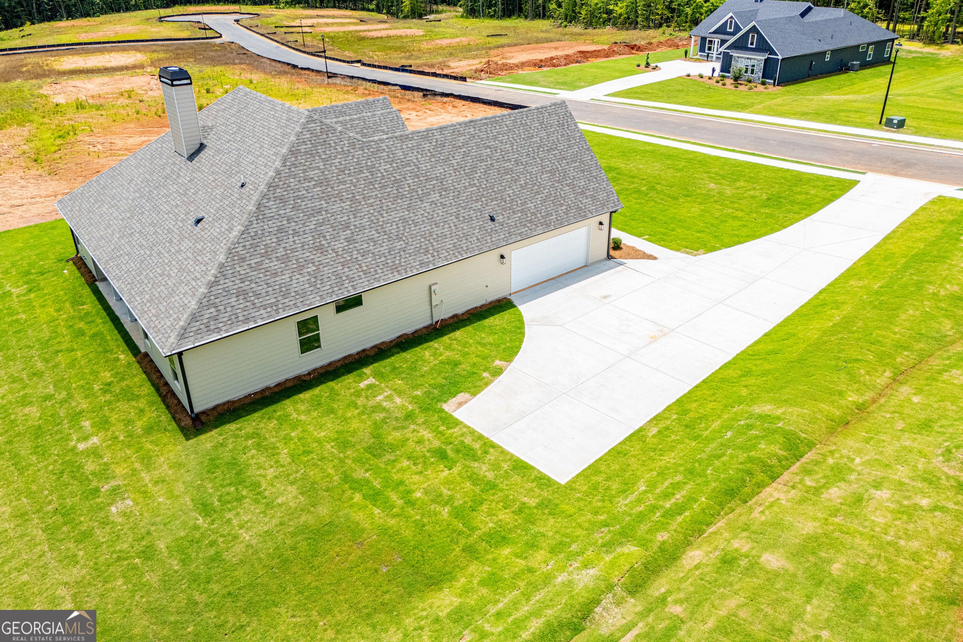 133 Woodford DR