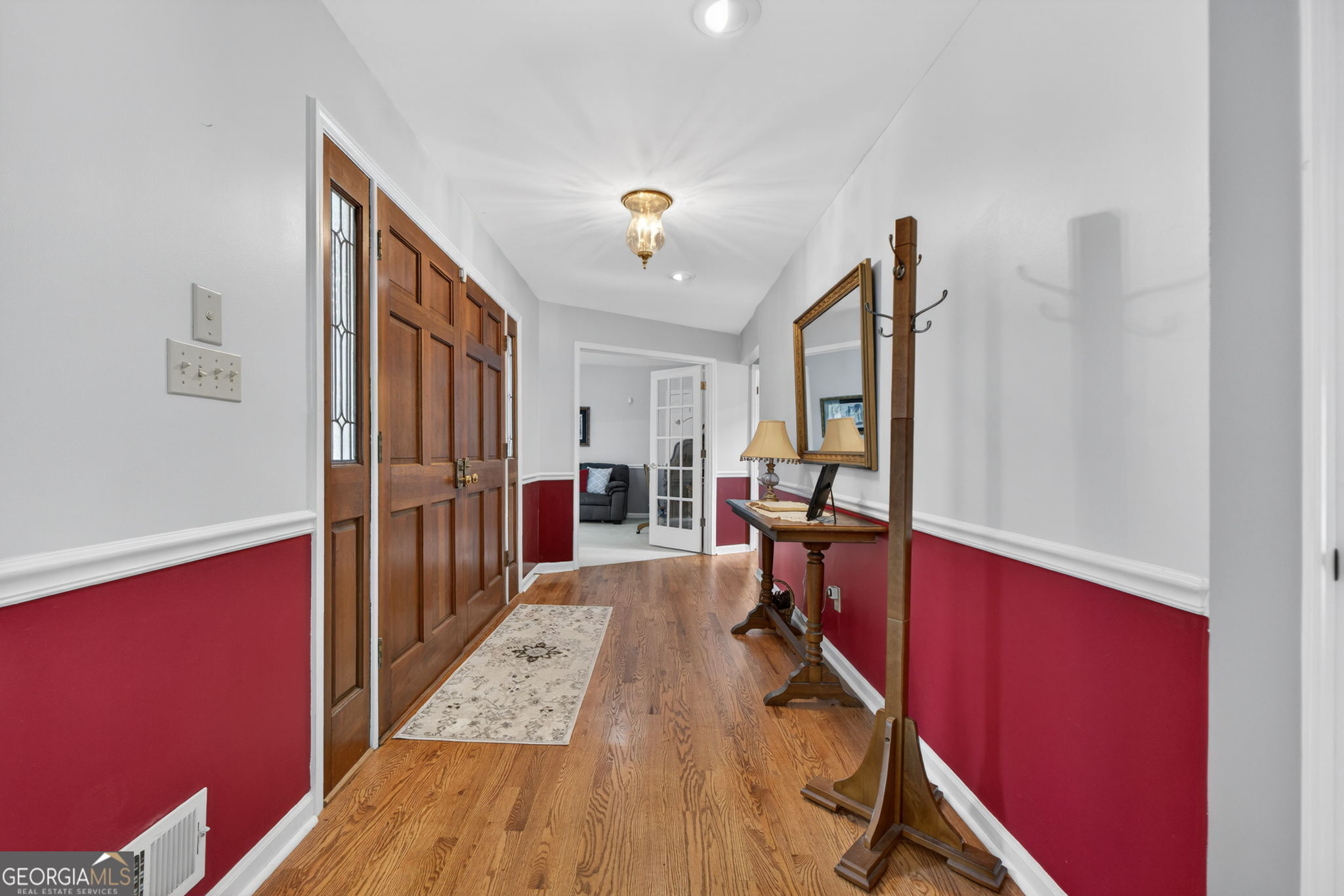 2164 Woodland CT