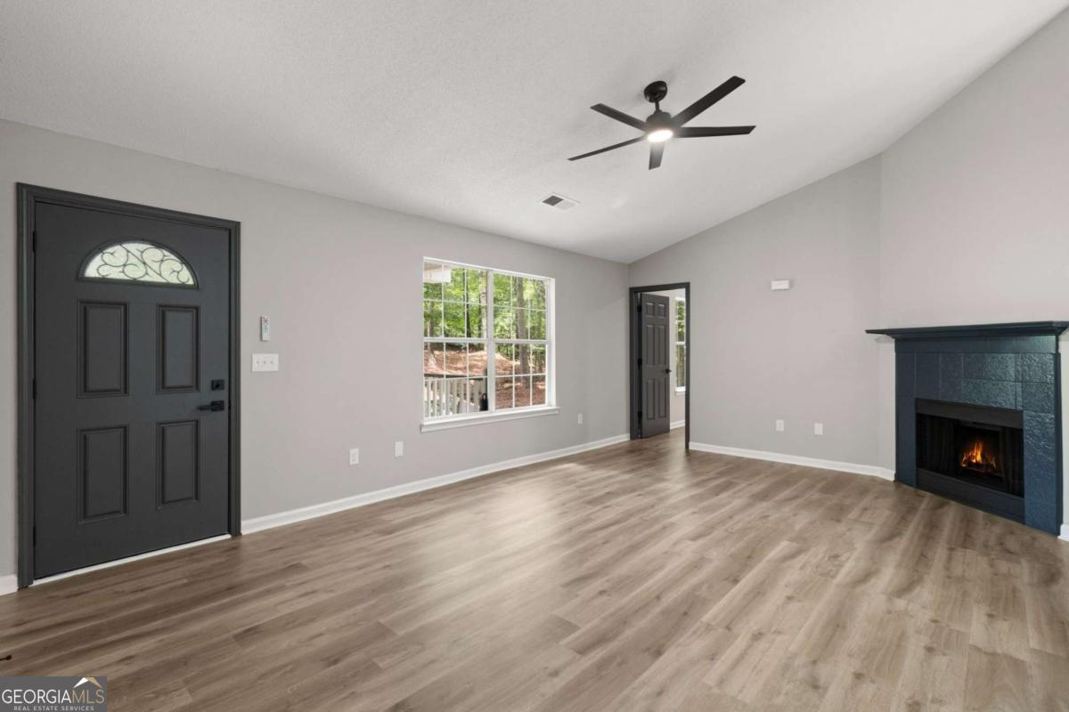 3191 Lakeview PKWY