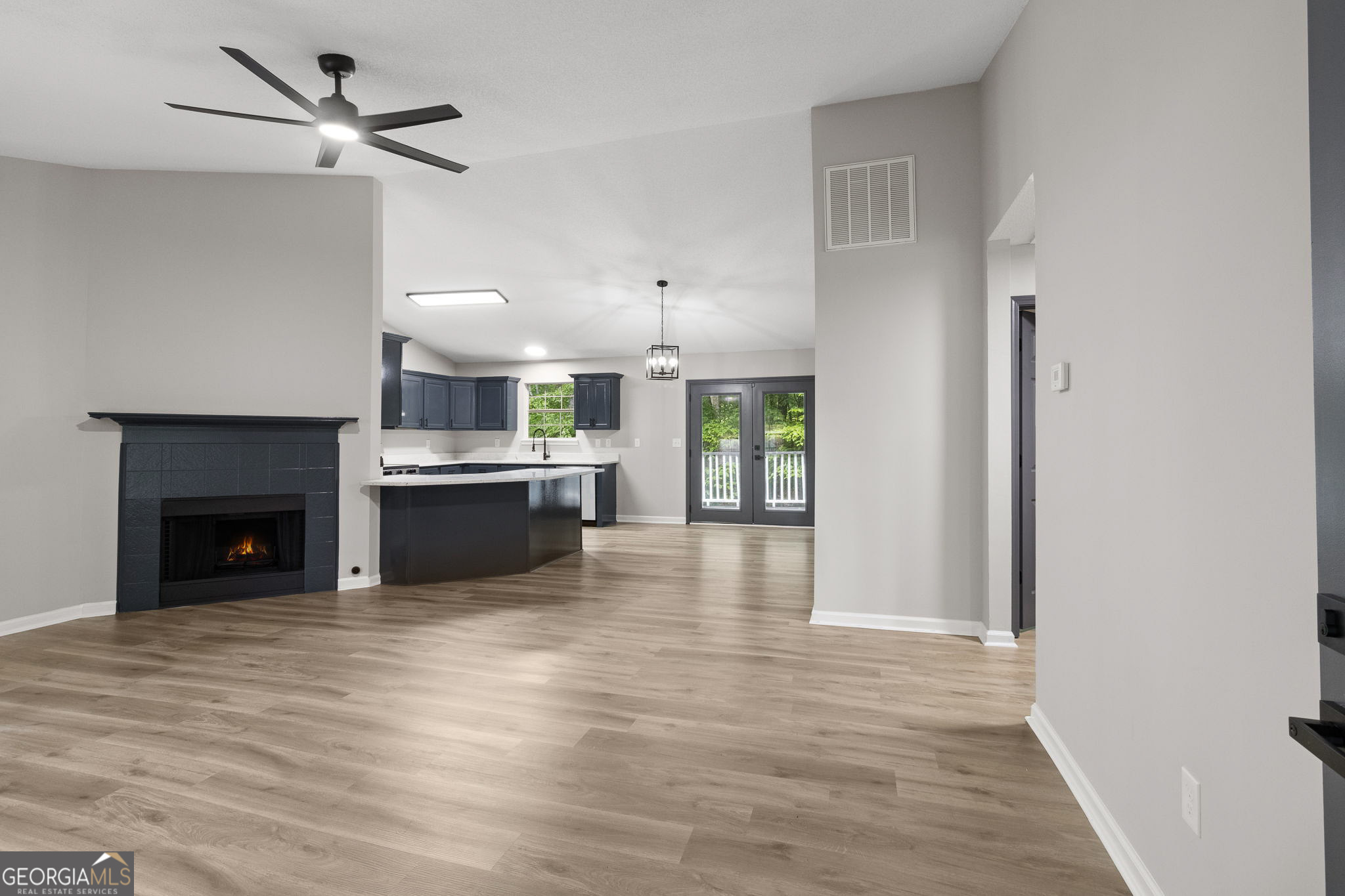 3191 Lakeview PKWY