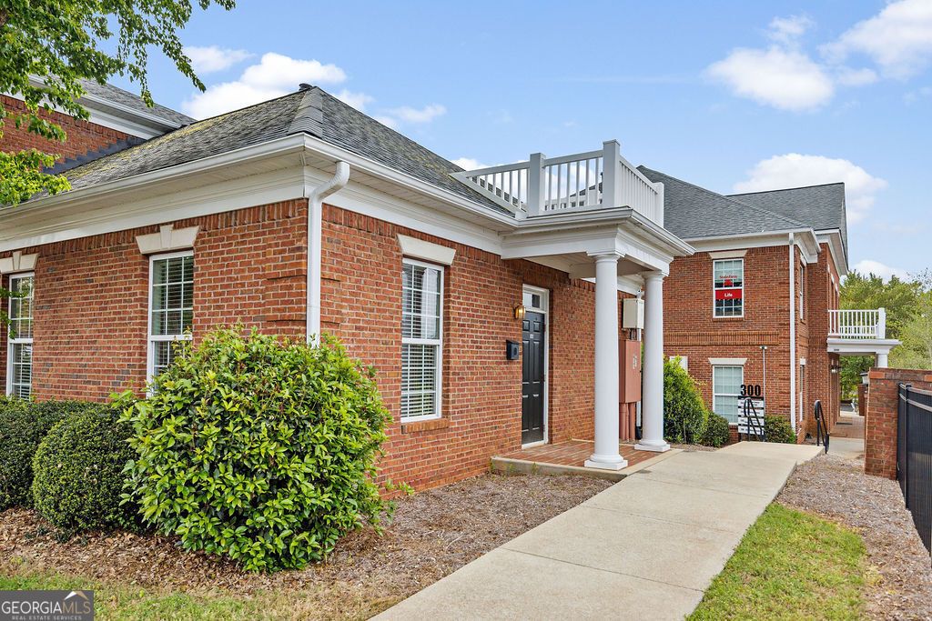 Photo of 3440 Blue Springs Road NW #104, Kennesaw, GA 30144 (MLS # 10728219)