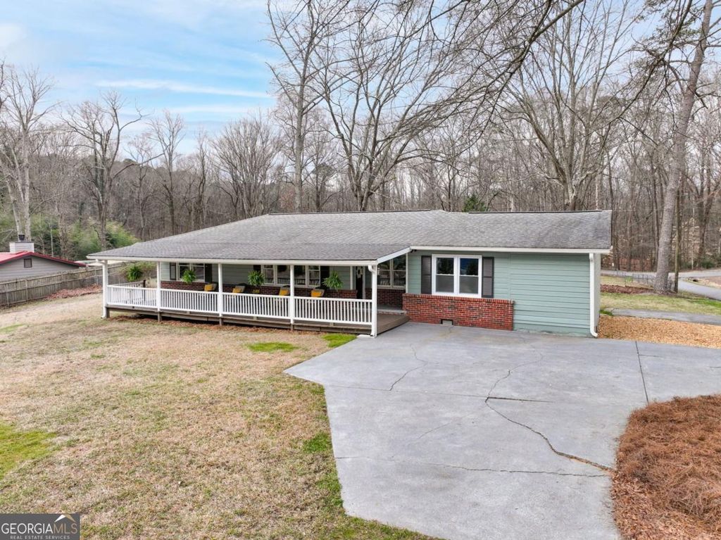 Photo of 4749 Cox Street SE, Acworth, GA 30101 (MLS # 10699451)