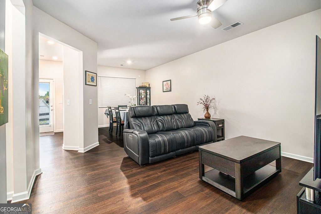 Photo of 5642 Union Pointe Drive, Union City, GA 30291 (MLS # 10638755)