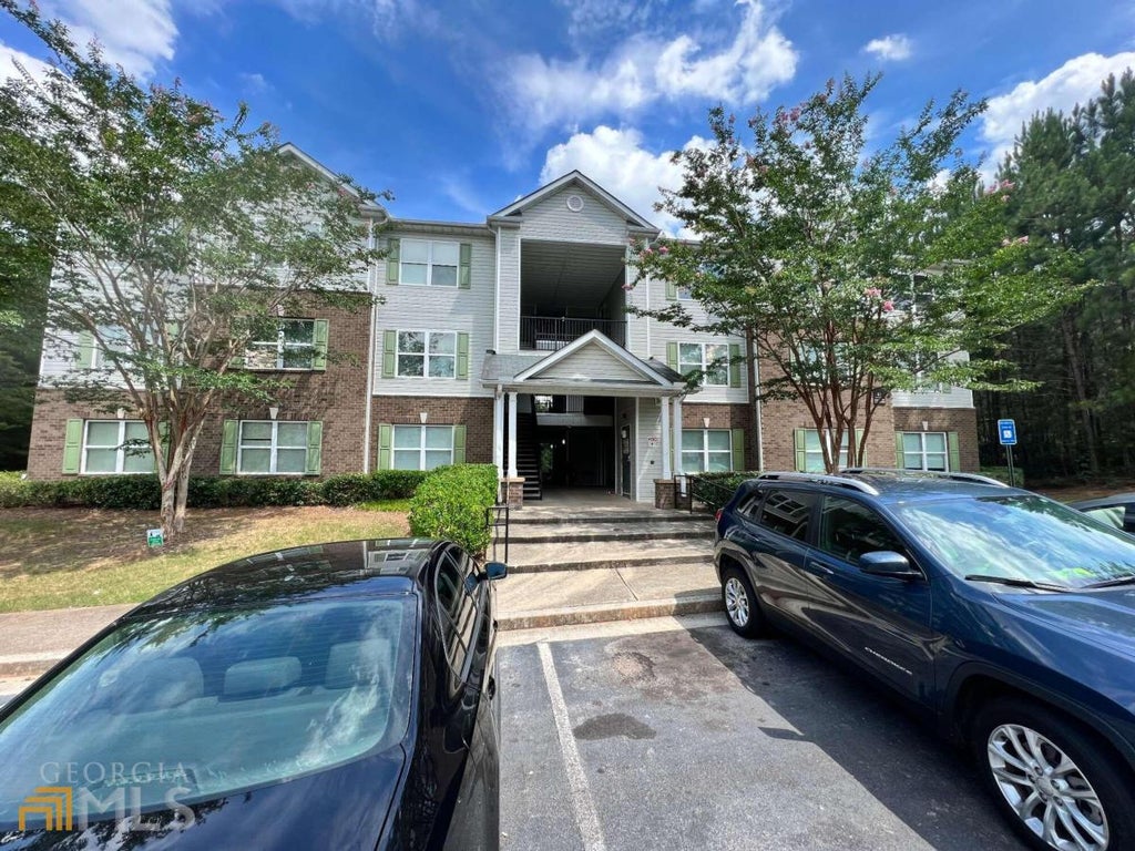 Photo of 13101 Fairington Ridge Circle #101, Lithonia, GA 30038 (MLS # 10836101)