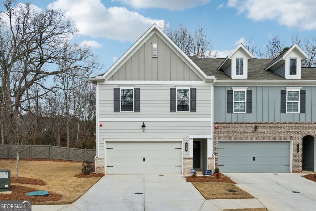Photo of 134 Bluffington Way, Marietta, GA 30066 (MLS # 10673105)