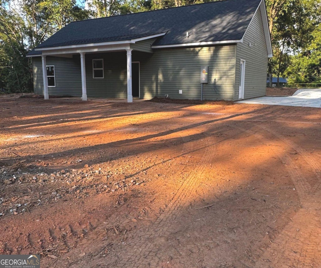 Photo of 33 Peachtree Street, Hartwell, GA 30643 (MLS # 10844925)