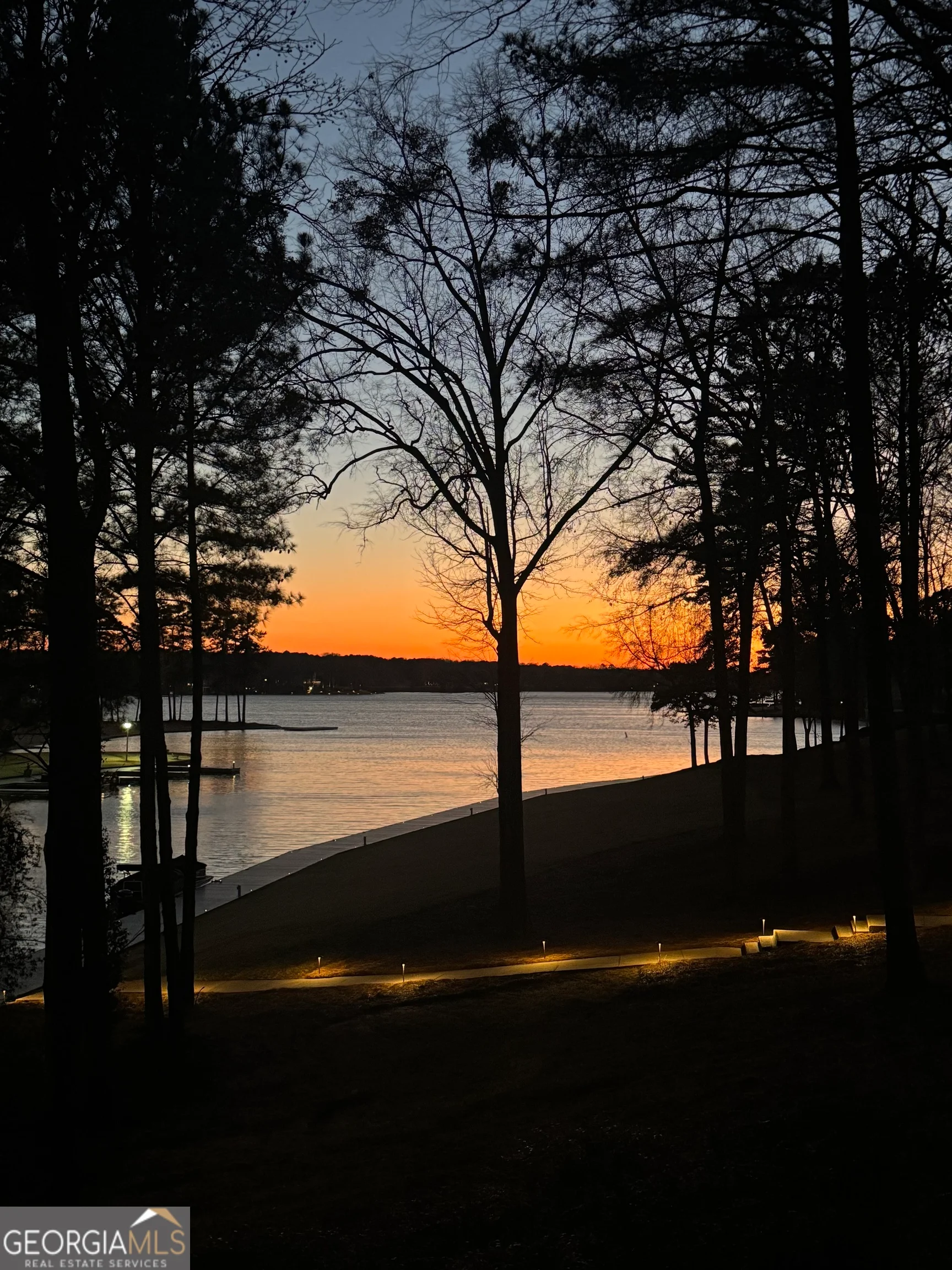 1001B Marina Cove Lane, Greensboro, GA, 30642