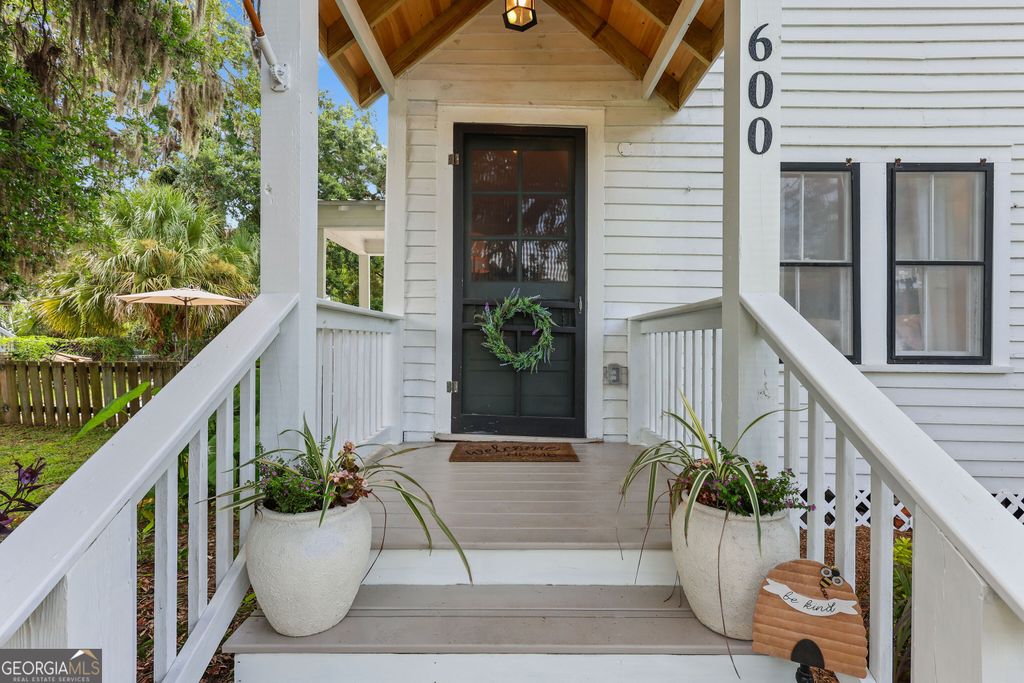 Photo of 600 Prince Street, Brunswick, GA 31520 (MLS # 10811620)