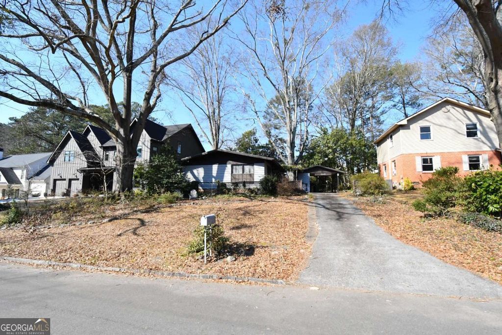 Photo of 2358 Poplar Springs Drive NE, Brookhaven, GA 30319 (MLS # 10688116)