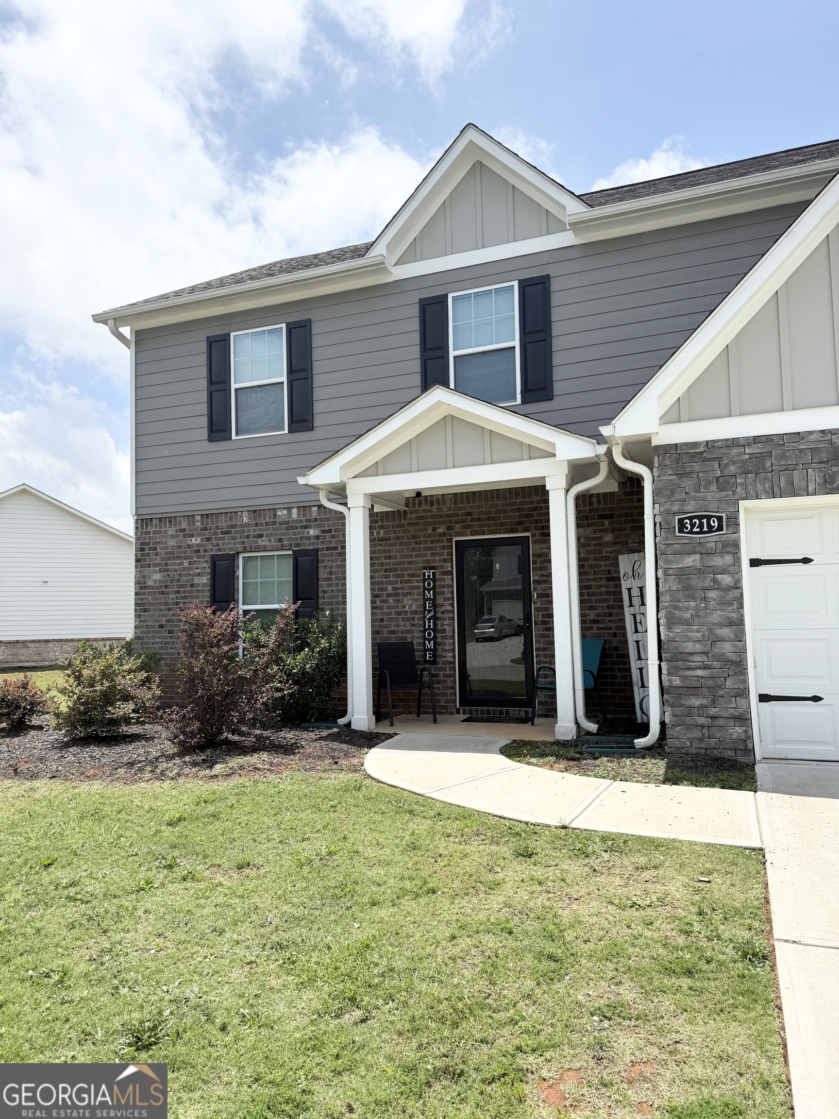 3219 Bridgewood DR