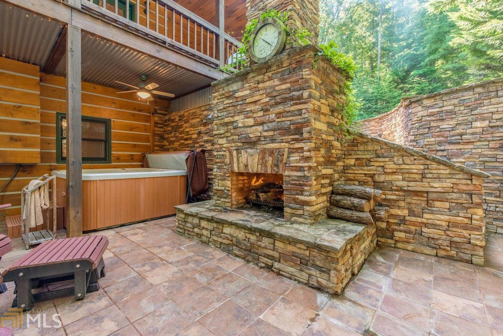 Mangums Trail - Residential
