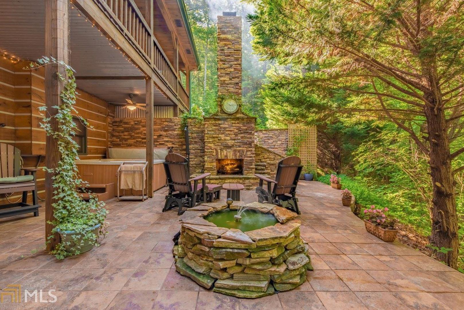 Mangums Trail - Residential