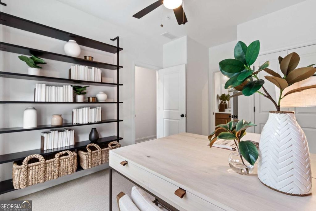 Photo of 1920 Rogers Court, Atlanta, GA 30318 (MLS # 10688114)