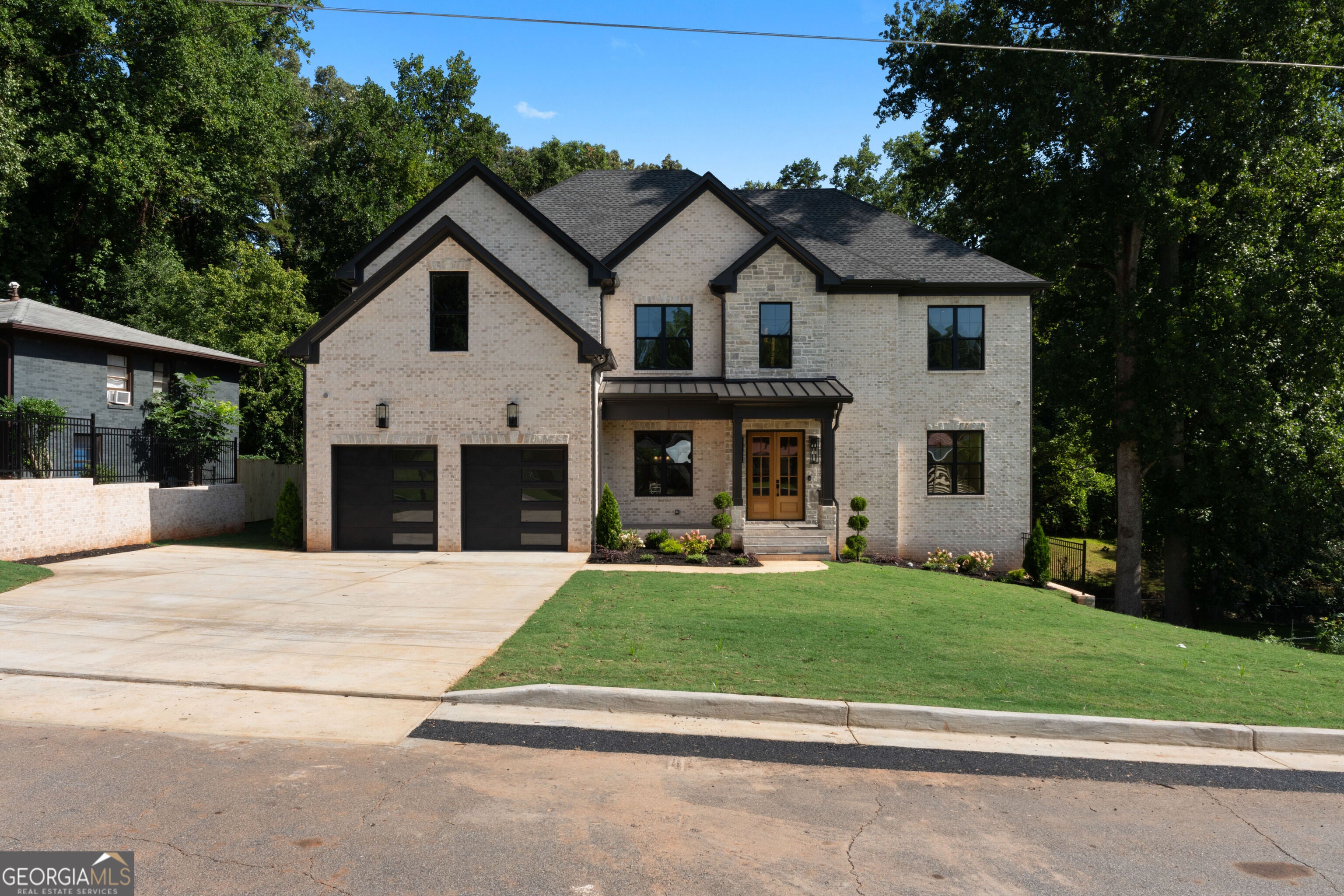 570 Power AVE