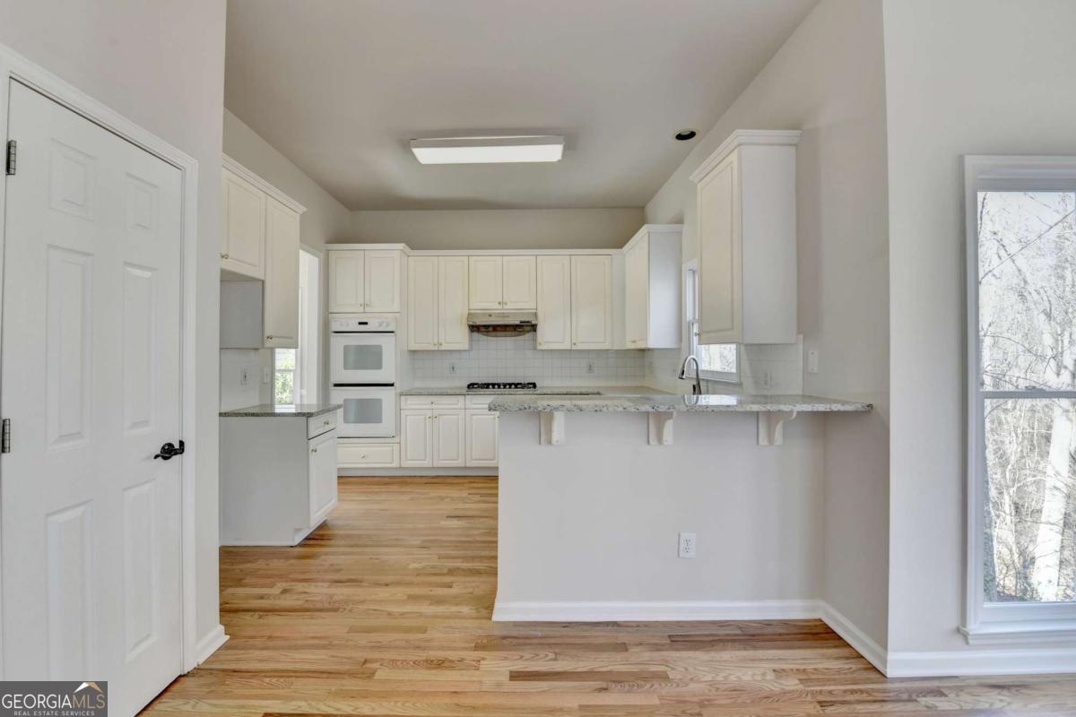 St.Charles /square - Residential