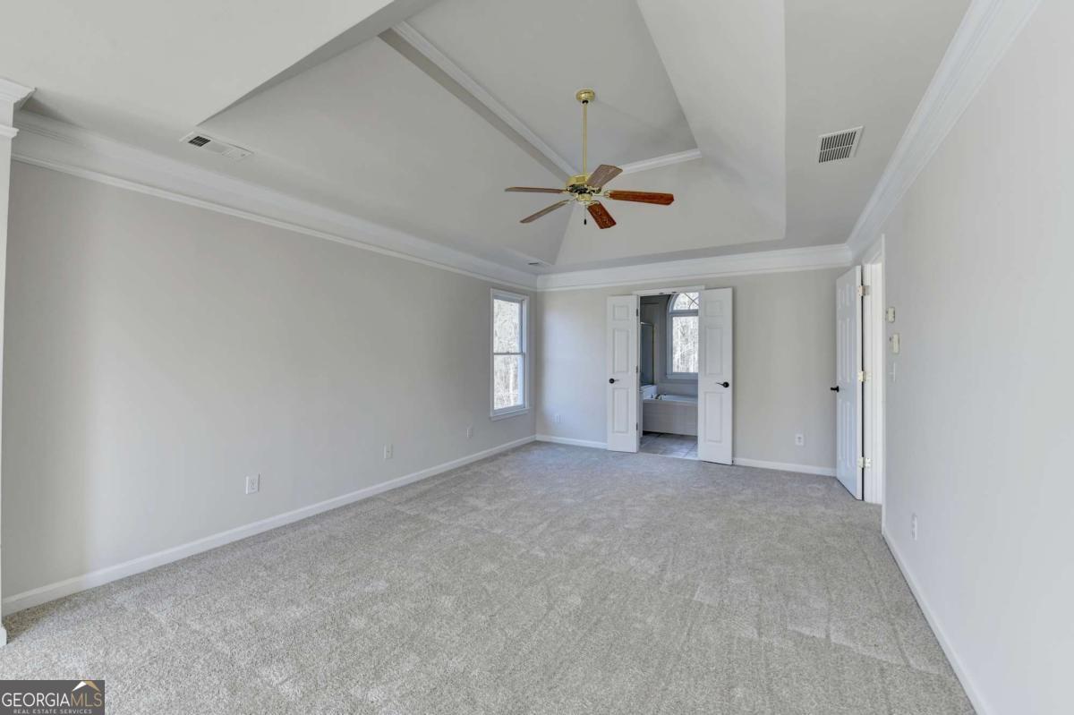 St.Charles /square - Residential