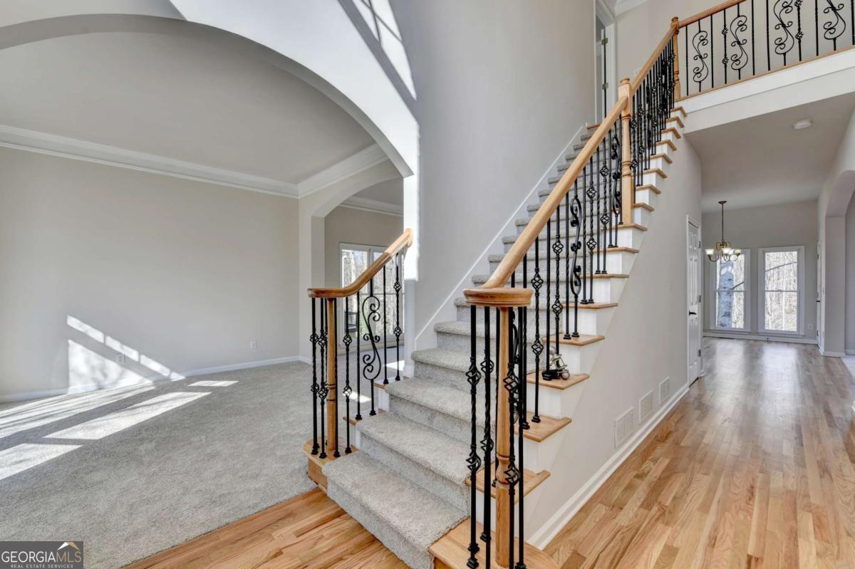 St.Charles /square - Residential