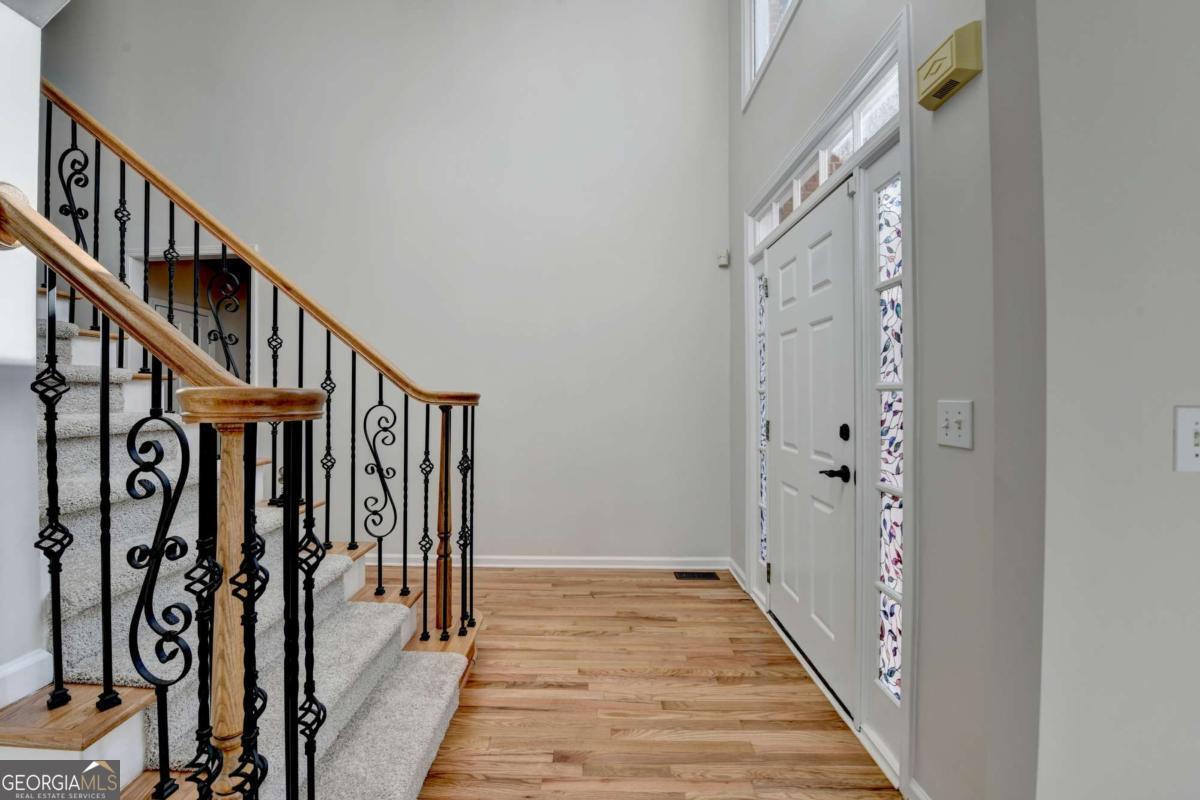 St.Charles /square - Residential