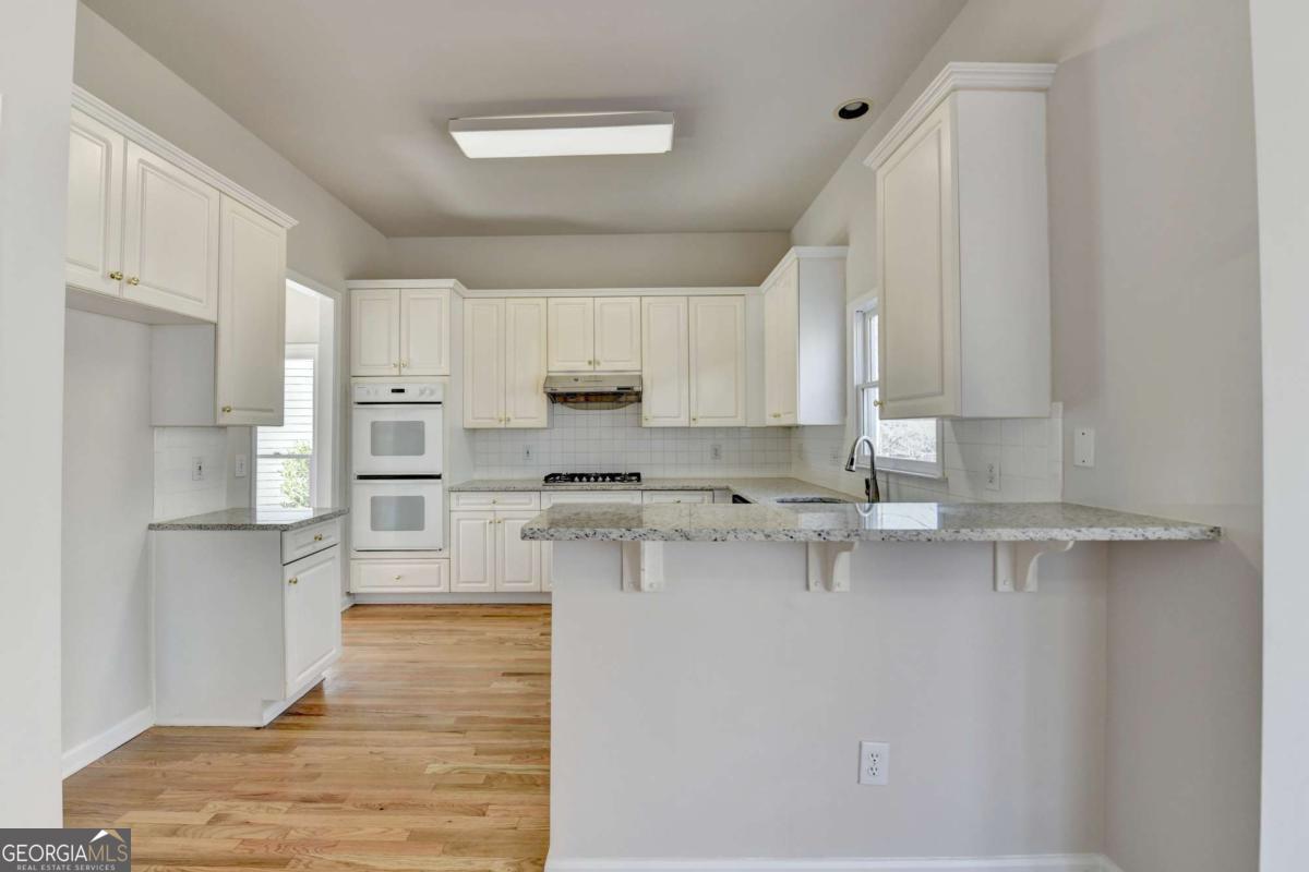 St.Charles /square - Residential