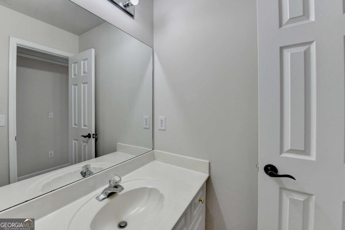 St.Charles /square - Residential